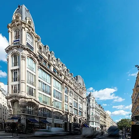 Luxurious Parisian-style In Appartamento Parigi